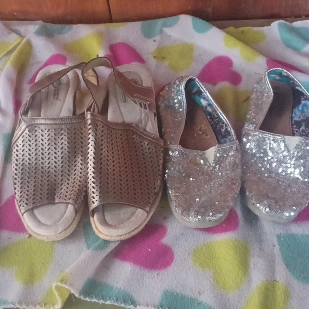 2 pairs of lady's slip on shoes size 11